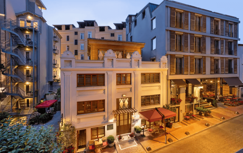 Le Çukurcuma Hamamı, niché dans le quartier bohème de Cihangir : l'adresse confidentielle des vrais Stambouliotes, loin des circuits touristiques.